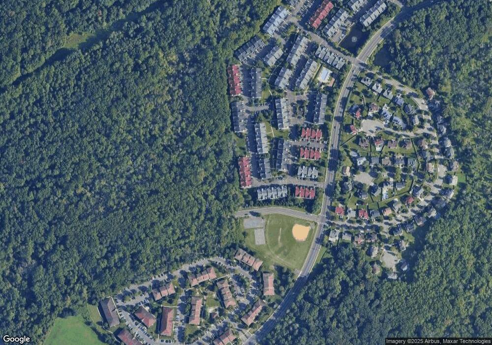 69 Prestwick Way unit 69, Edison, NJ 08820 - photo 1