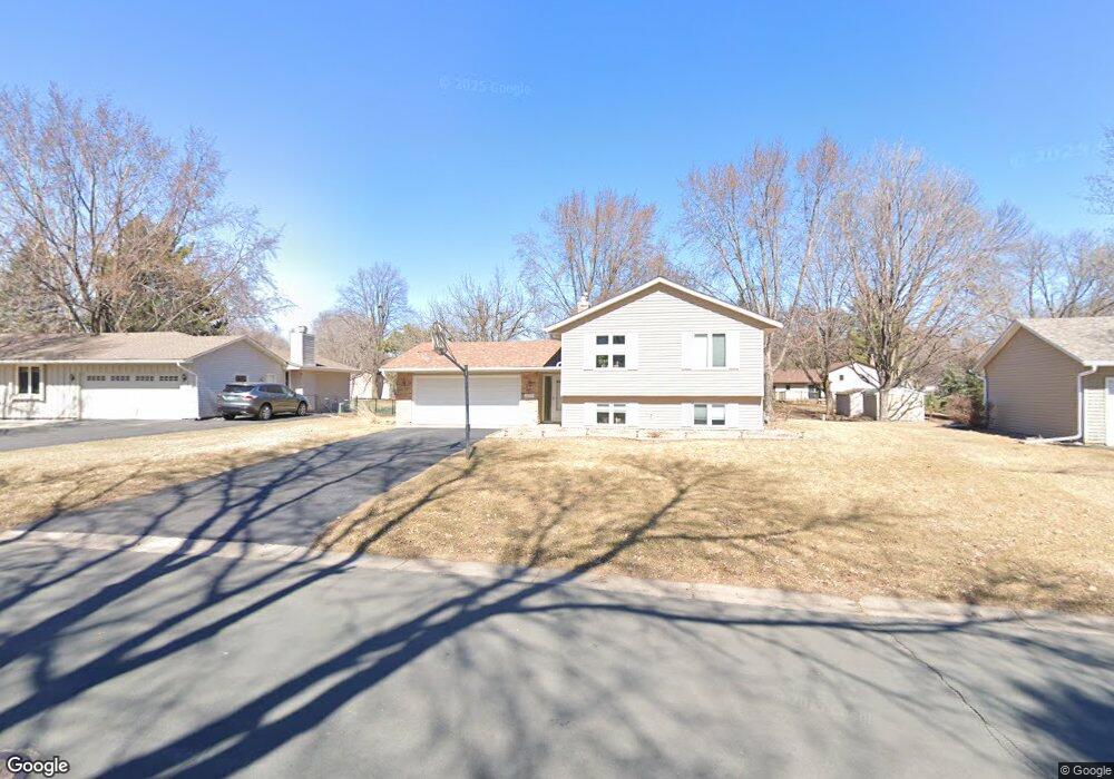 10000 103rd Ave N, Maple Grove, MN 55369 - photo 1