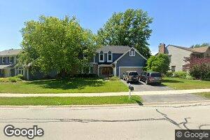 1819 Ranchview Dr, Naperville, IL 60565