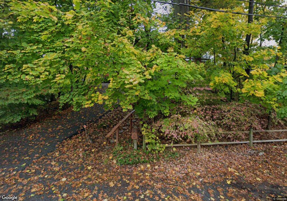 12 Sheffield Rd, Wakefield, MA 01880 - photo 1