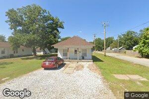 300 S Maple St, Commerce, OK 74339