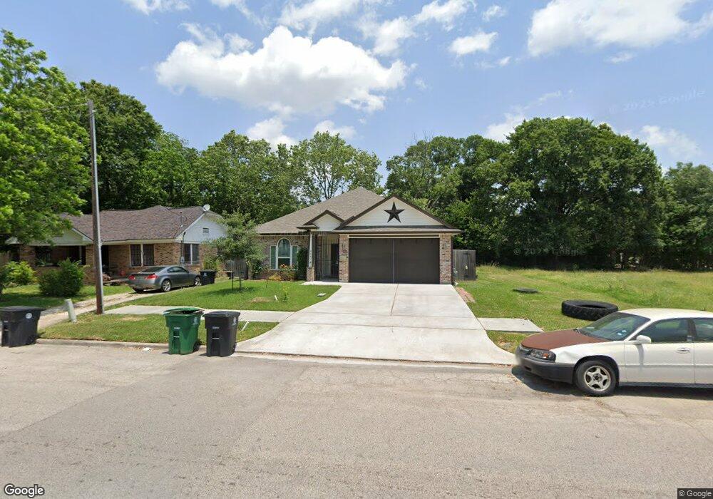 4847 Sunflower St, Houston, TX 77033 - photo 1