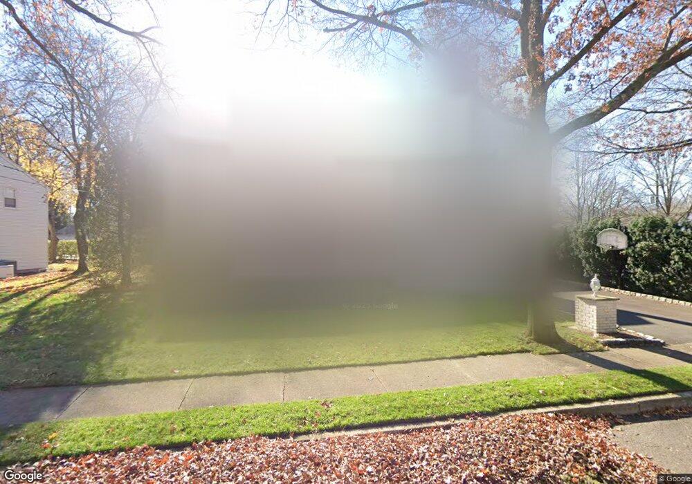 41 Vermont Dr, Paramus, NJ 07652 - photo 1