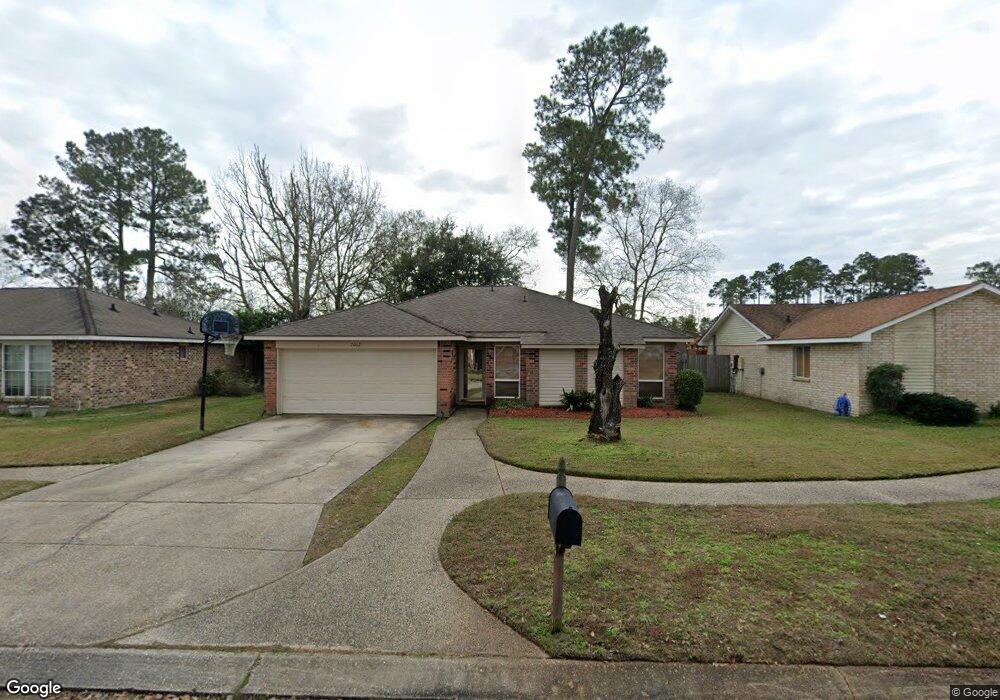 2002 Hempstead Dr, Slidell, LA 70461 - photo 1