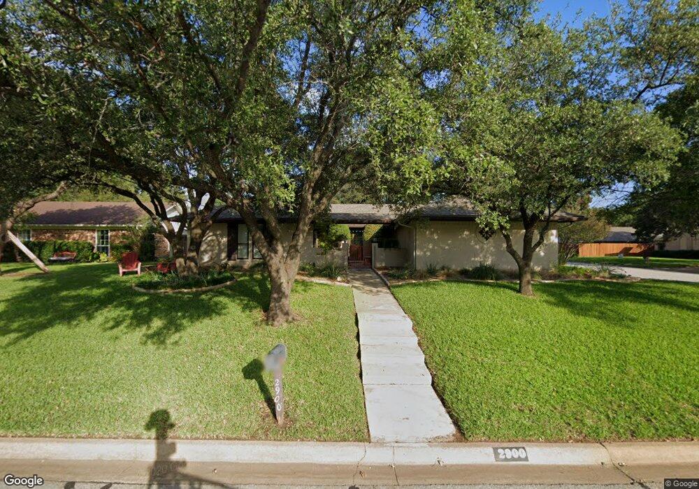 2900 Steve Dr, Hurst, TX 76054 - photo 1