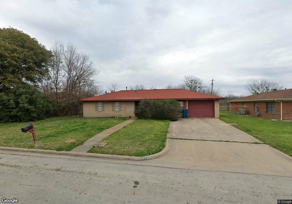 1409 S Benton St, Corsicana, TX 75110 - photo 1
