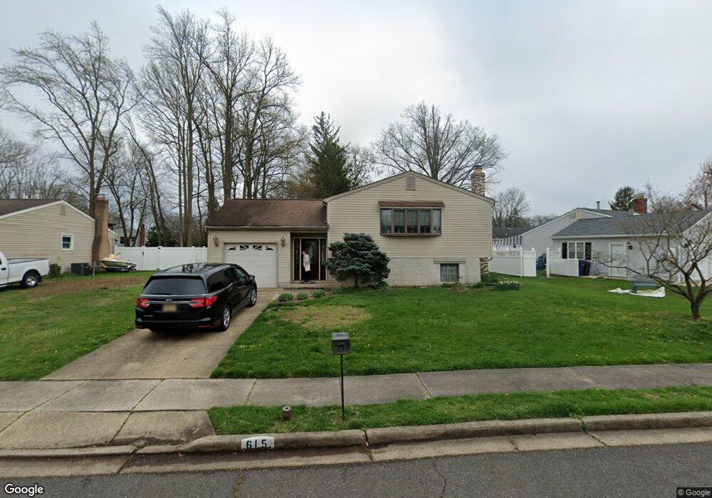 615 Orchard Way, Mount Laurel, NJ 08054 - photo 1