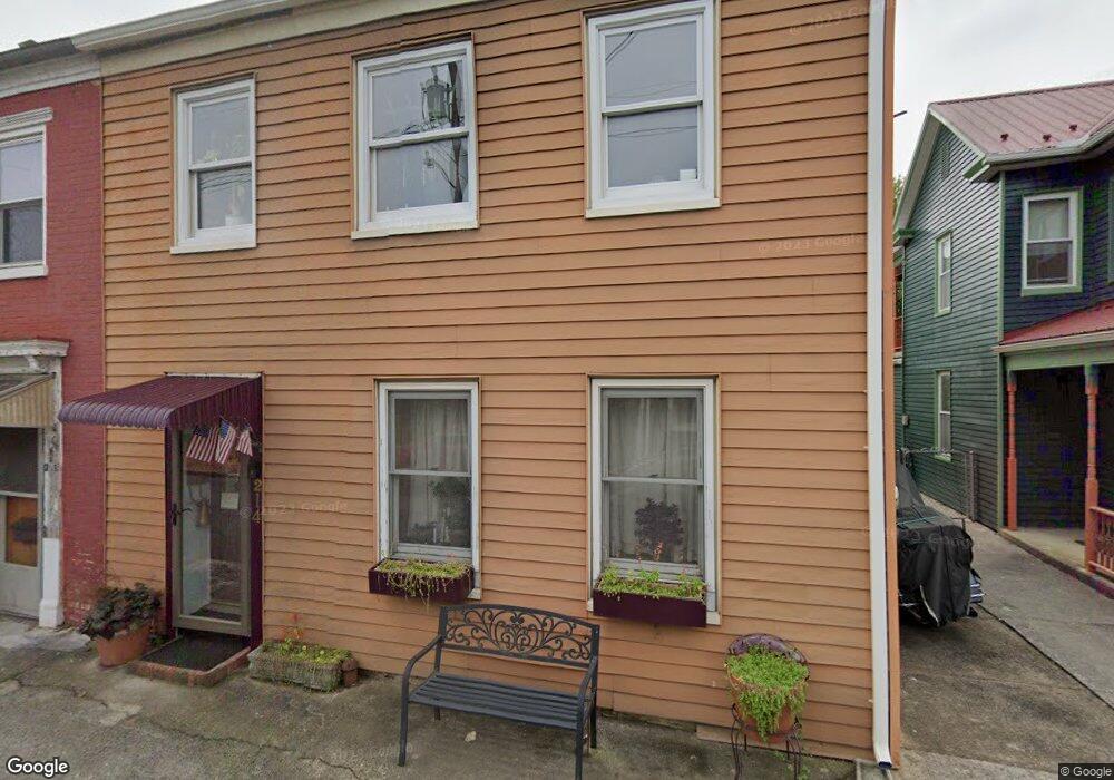 214 E Locust St, Mechanicsburg, PA 17055 - photo 1