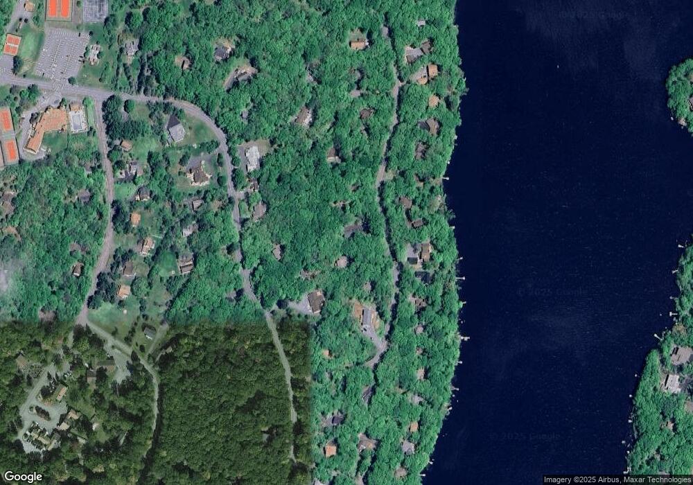 809 Dogwood Ct, Hawley, PA 18428 - photo 1