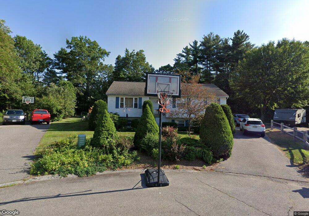 2 Conifer St, MerriMacK, NH 03054 - photo 1