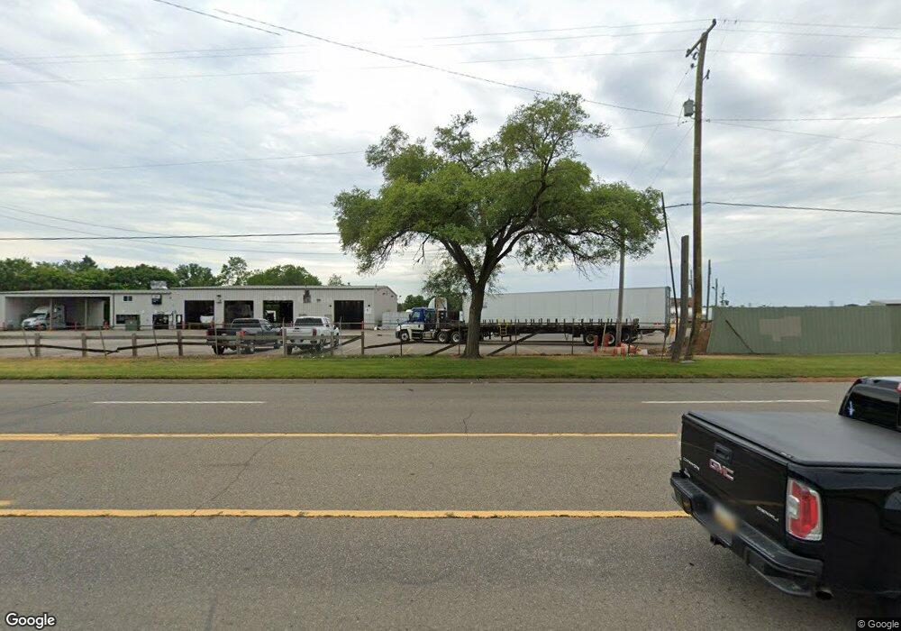 3255 N Dort Hwy, Flint, MI 48506 - photo 1