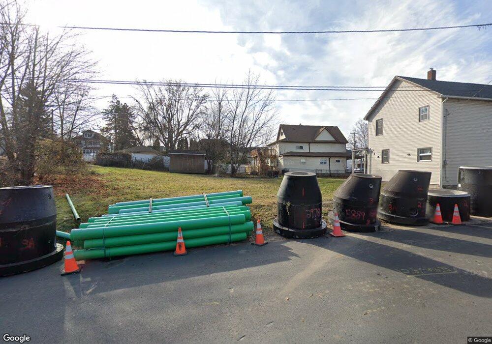 702 E Elm St, Scranton, PA 18505 - photo 1