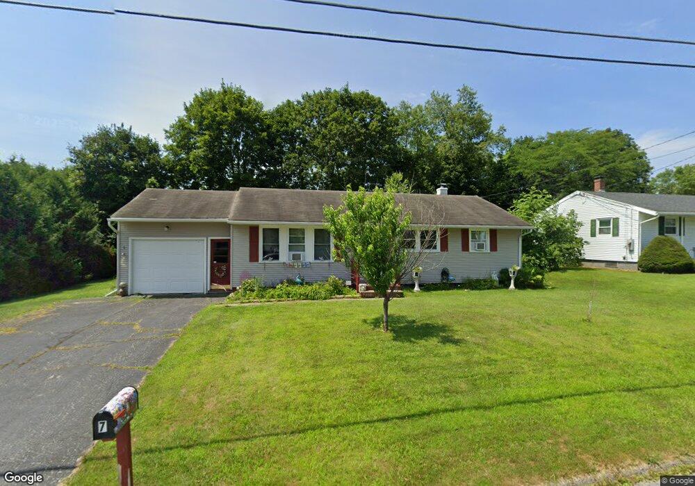 7 Ronaldo Ct, Rutland, VT 05701 - photo 1