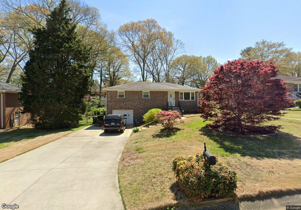 719 Walnut Cir SW, Marietta, GA 30060 - photo 1