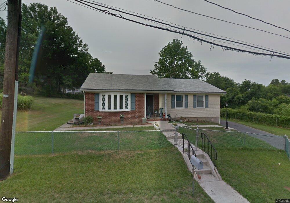 4315 Spencer St, Halethorpe, MD 21227 - photo 1