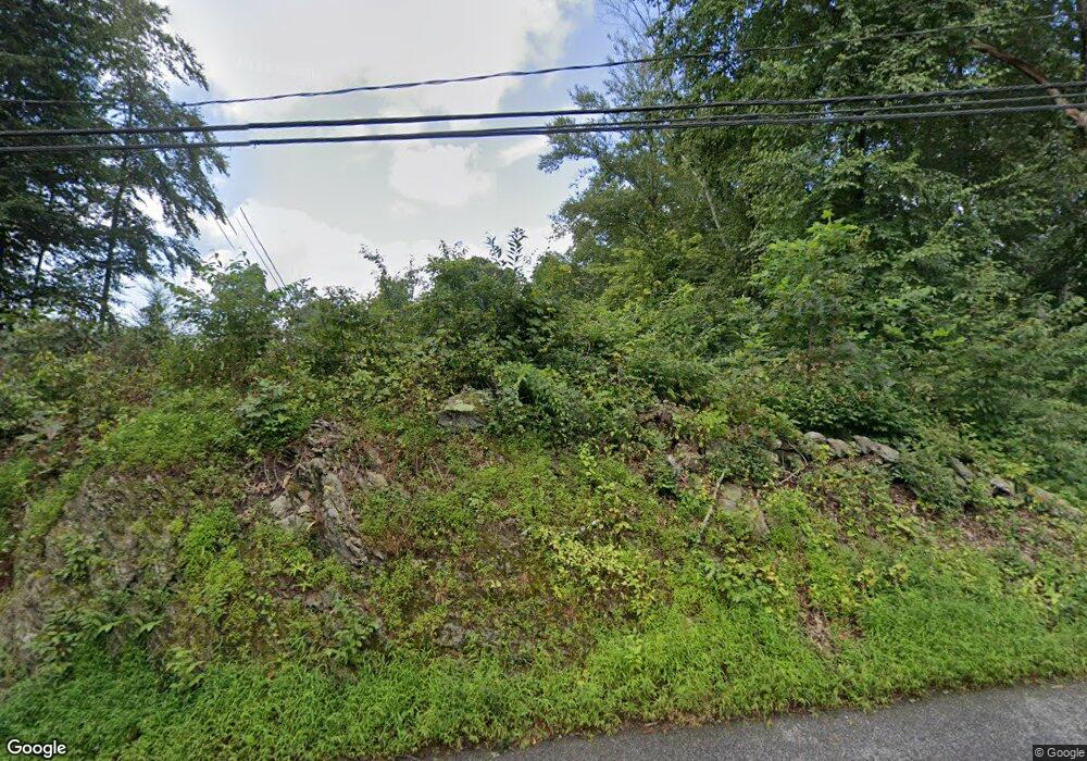 68 Walnut Hill Rd, East Lyme, CT 06333 - photo 1