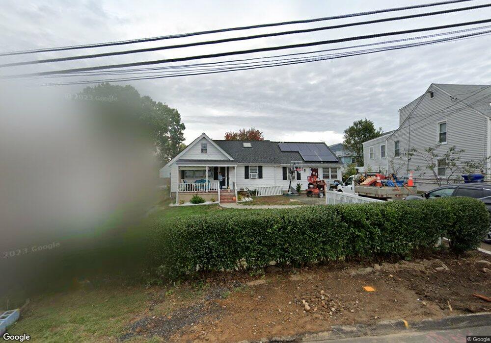 13 Spruce St, Norwalk, CT 06850 - photo 1