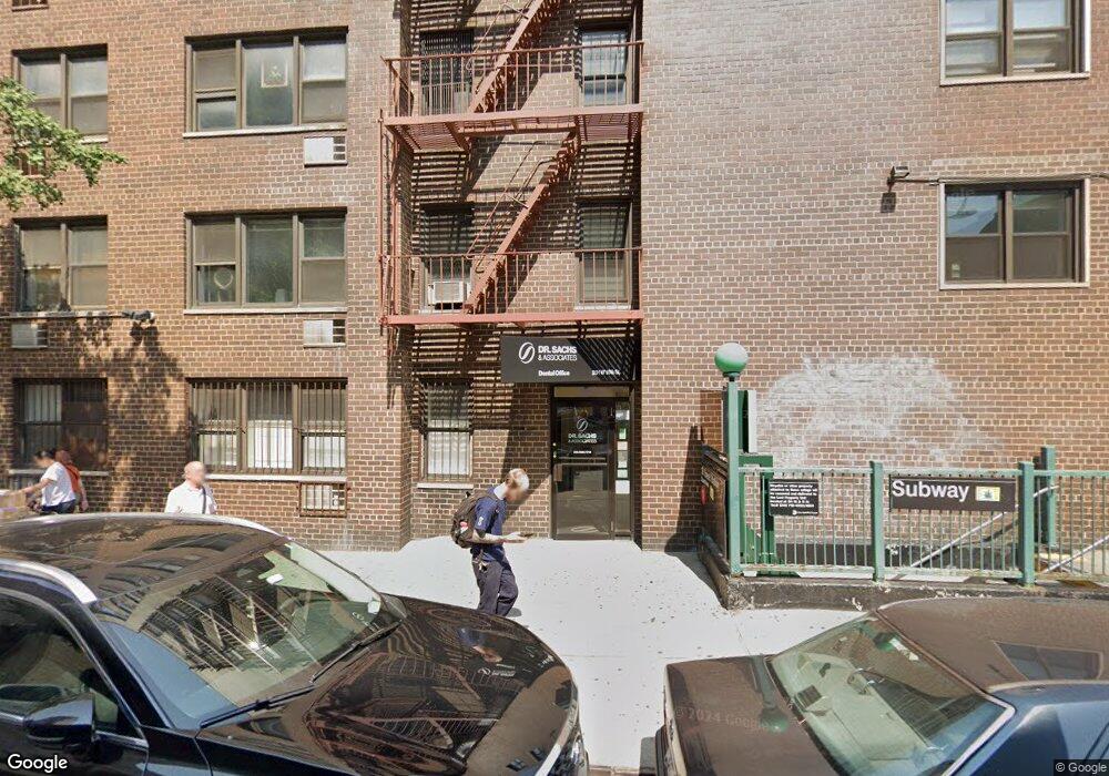 Chadwin House unit 7R, New York, NY 10011 - photo 1