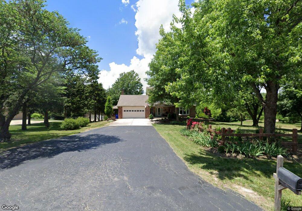 5570 Clare Rd, Shawnee, KS 66226 - photo 1