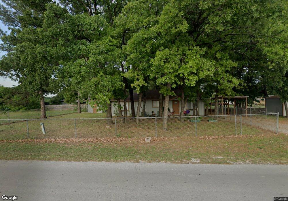 609 Red Bud Dr, Azle, TX 76020 - photo 1
