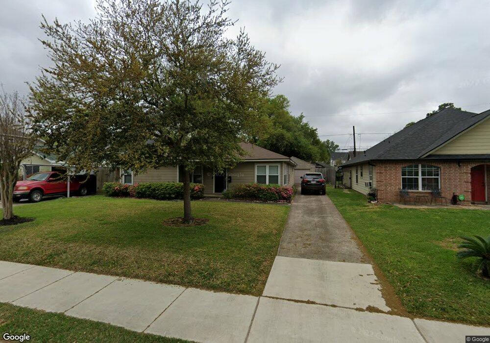 1639 Gardenia Dr, Houston, TX 77018 - photo 1