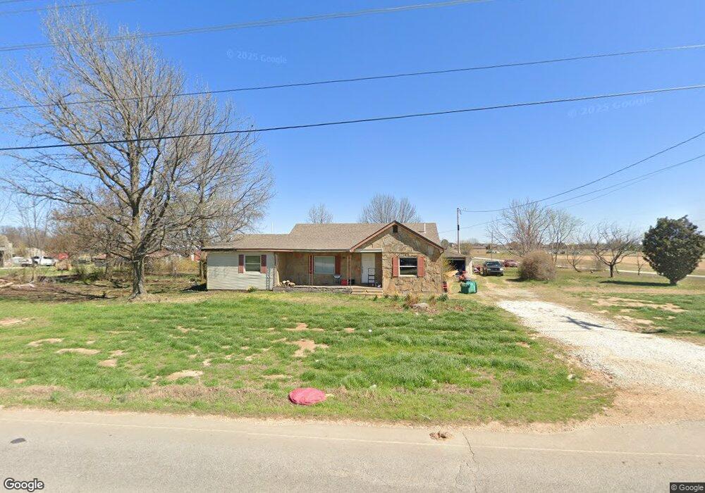 676 Klenc Rd, Springdale, AR 72762 - photo 1