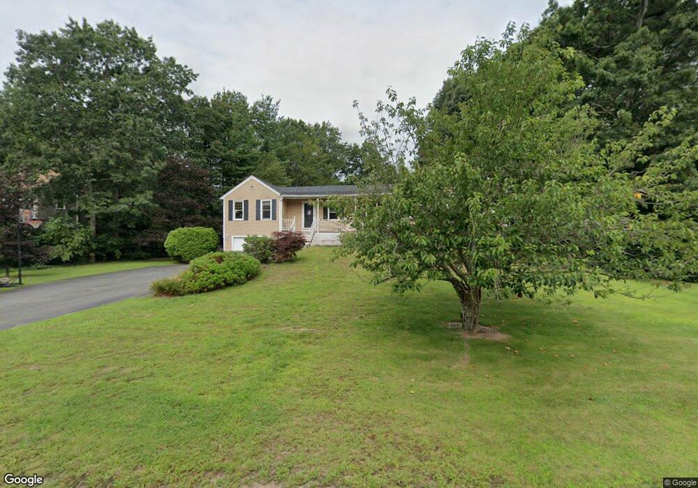 204 Birchbark Dr, Hanson, MA 02341 - photo 1