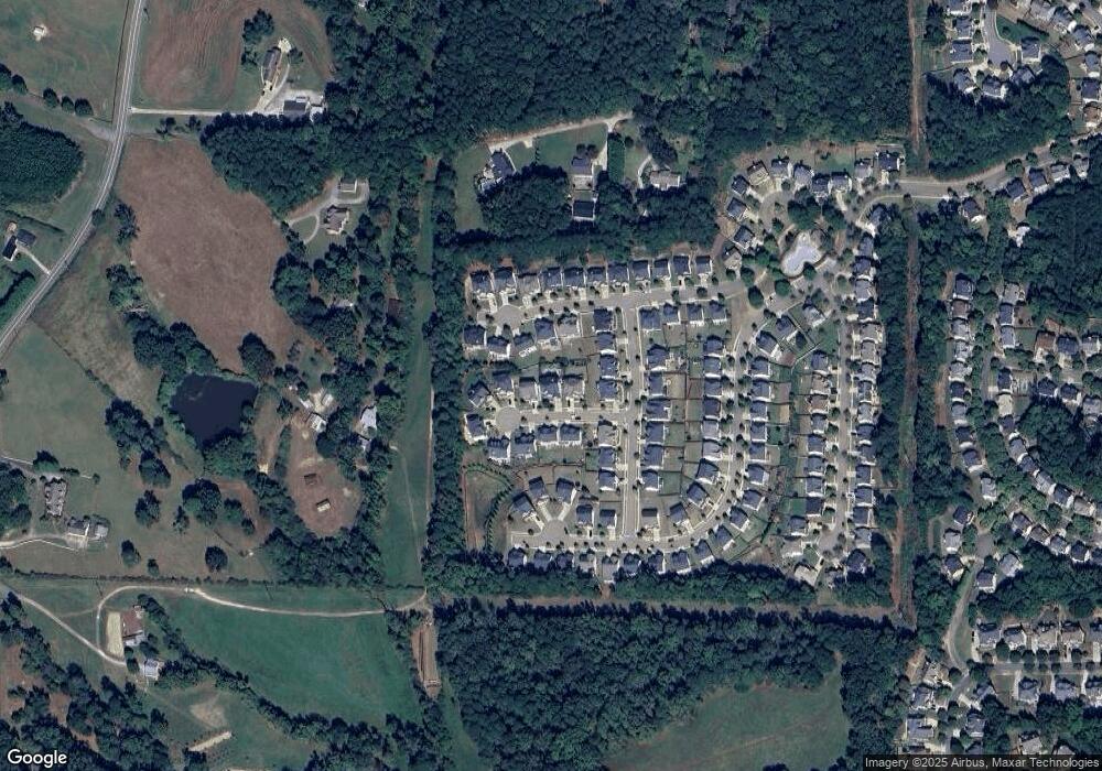 504 Coachman Cir, Canton, GA 30115 - photo 1