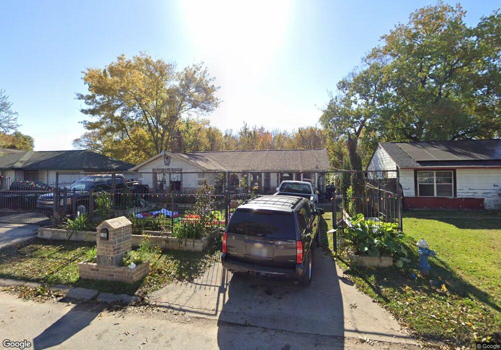 2932 Briarwick Ln, Houston, TX 77093 - photo 1