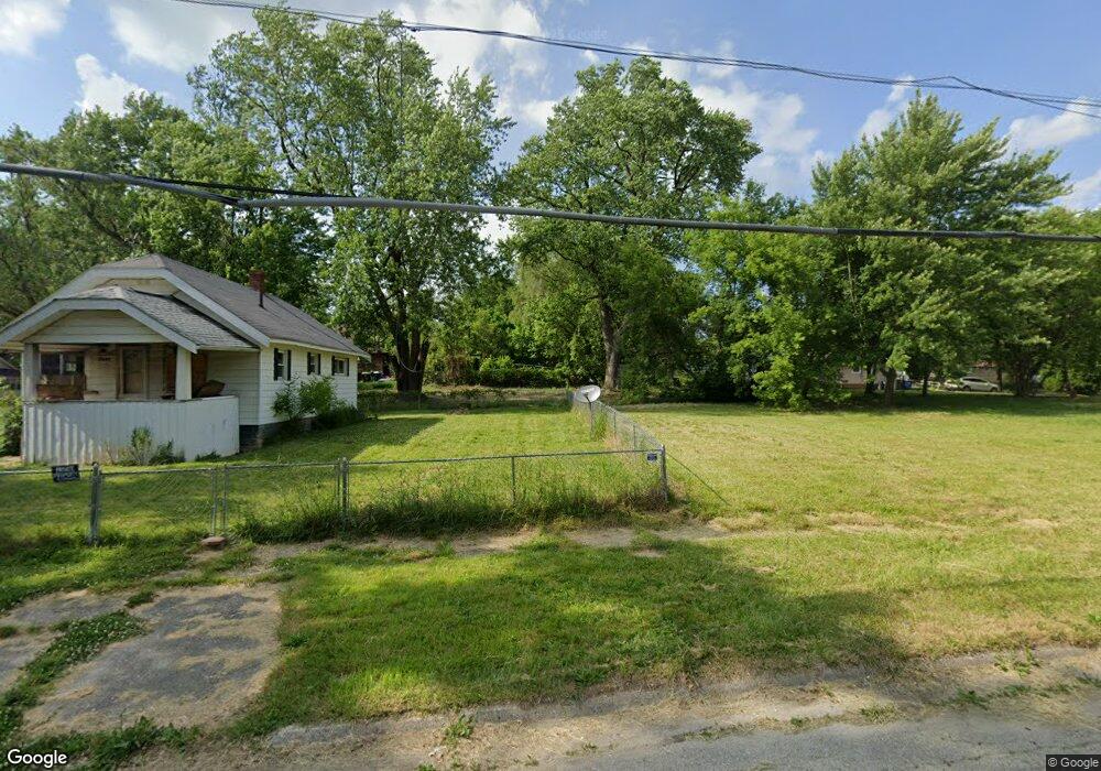 2313 Woodrow Ave, Flint, MI 48506 - photo 1