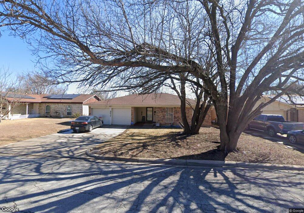 6617 Vega Dr, Fort Worth, TX 76133 - photo 1