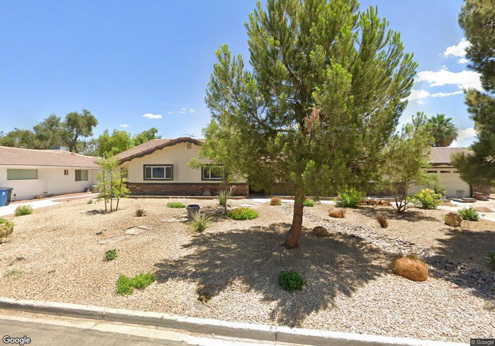 4222 E Pinecrest Cir, Las Vegas, NV 89121 - photo 1