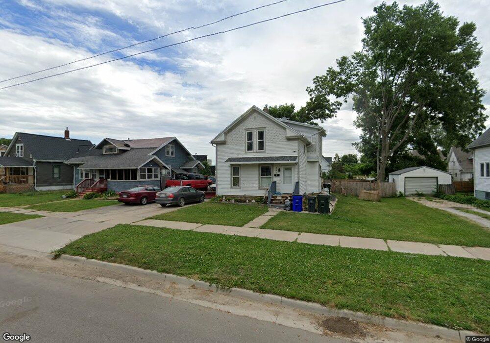 339 11th St SW, Cedar Rapids, IA 52404 - photo 1