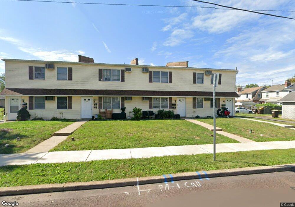 522 W 3rd St, Lansdale, PA 19446 - photo 1