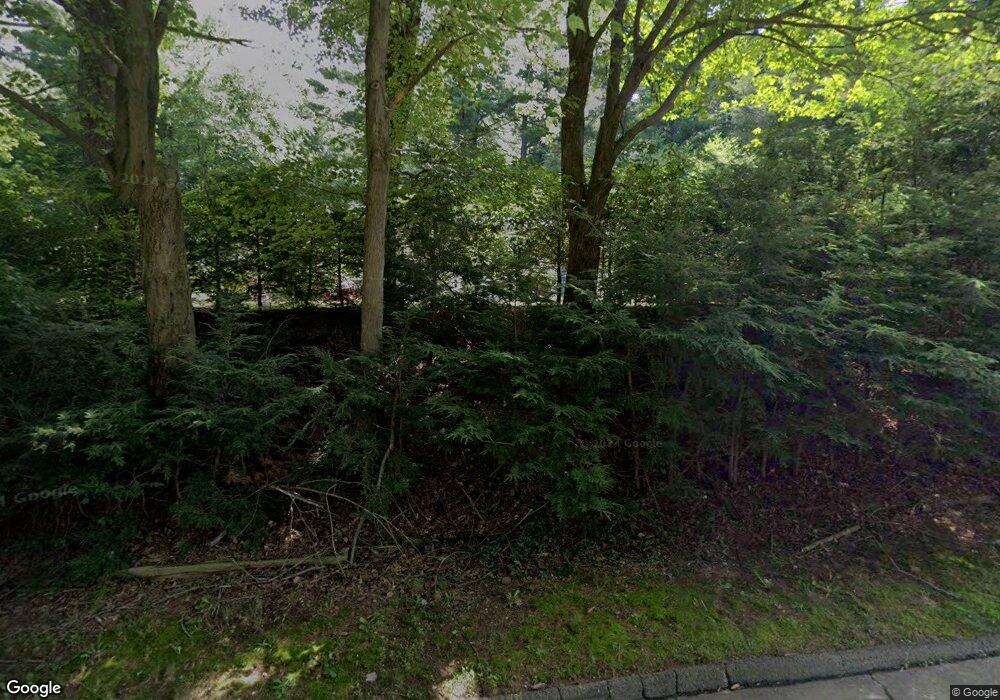 33 Foothills Way, Bloomfield, CT 06002 - photo 1