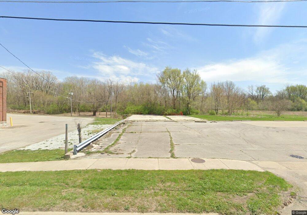 538 Broadway St, Anderson, IN 46012 - photo 1