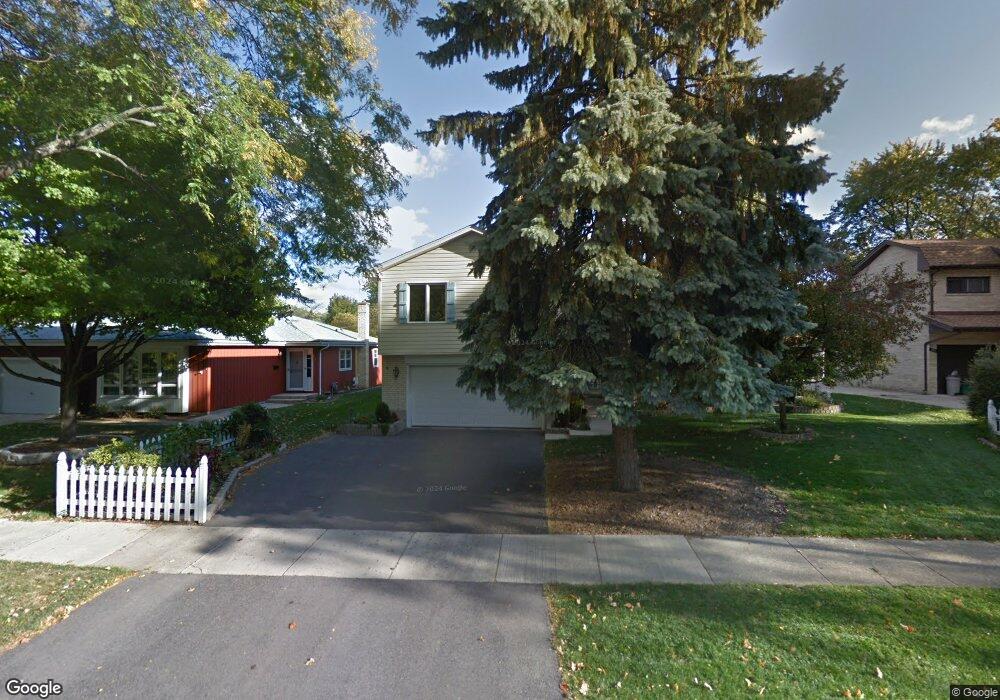 220 Tanoak Ln, Naperville, IL 60540 - photo 1