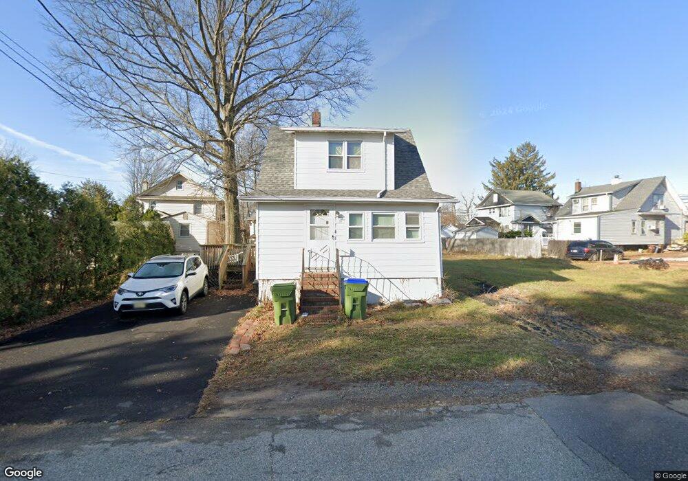 18 Lake View Blvd, Edison, NJ 08817 - photo 1