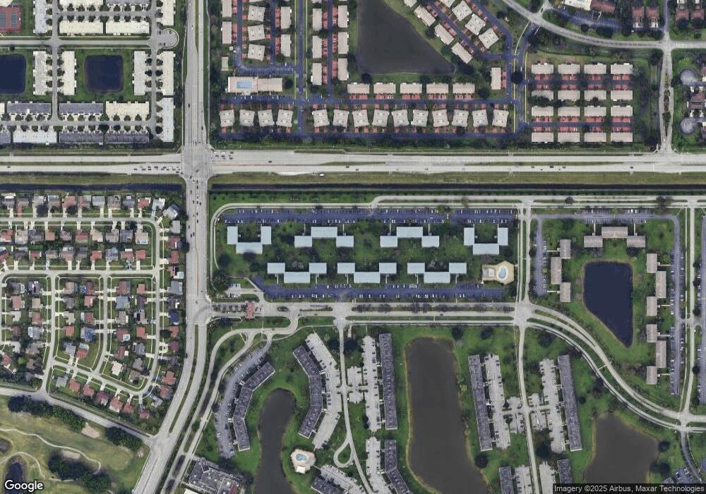 290 Suffolk G unit CORNER, Boca Raton, FL 33434 - photo 1