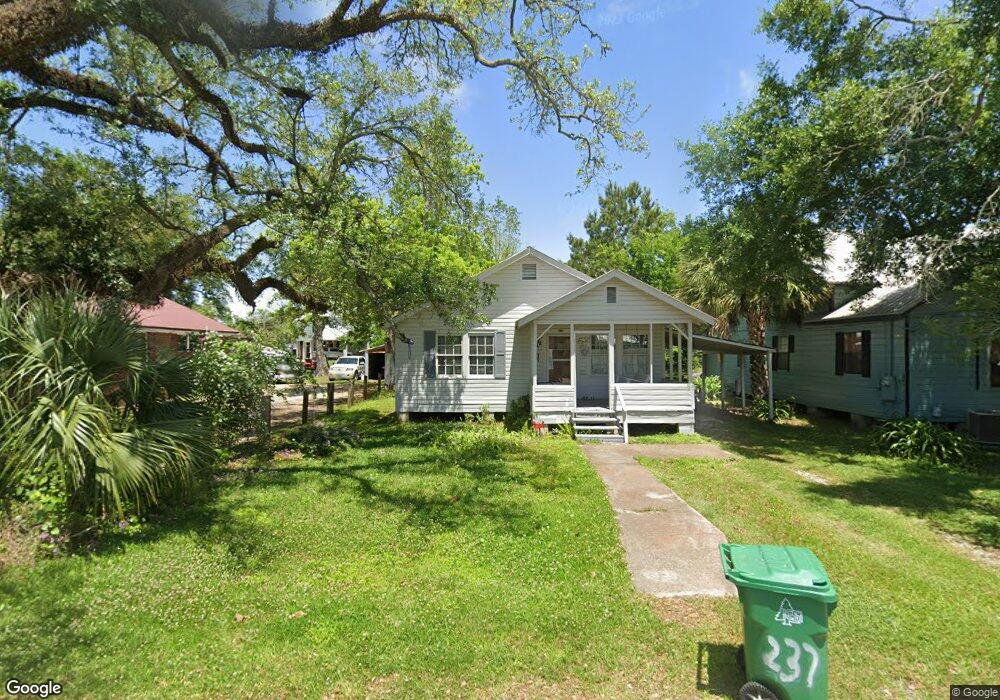 237 Sycamore St, Bay Saint Louis, MS 39520 - photo 1