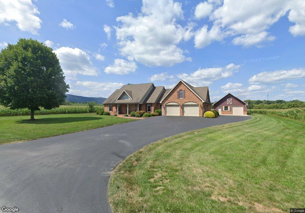 215 W Seminary St, Mercersburg, PA 17236 - photo 1