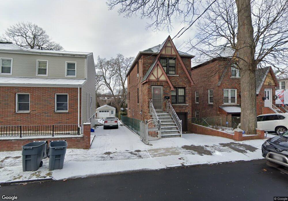 137 King Ave, Yonkers, NY 10704 - photo 1