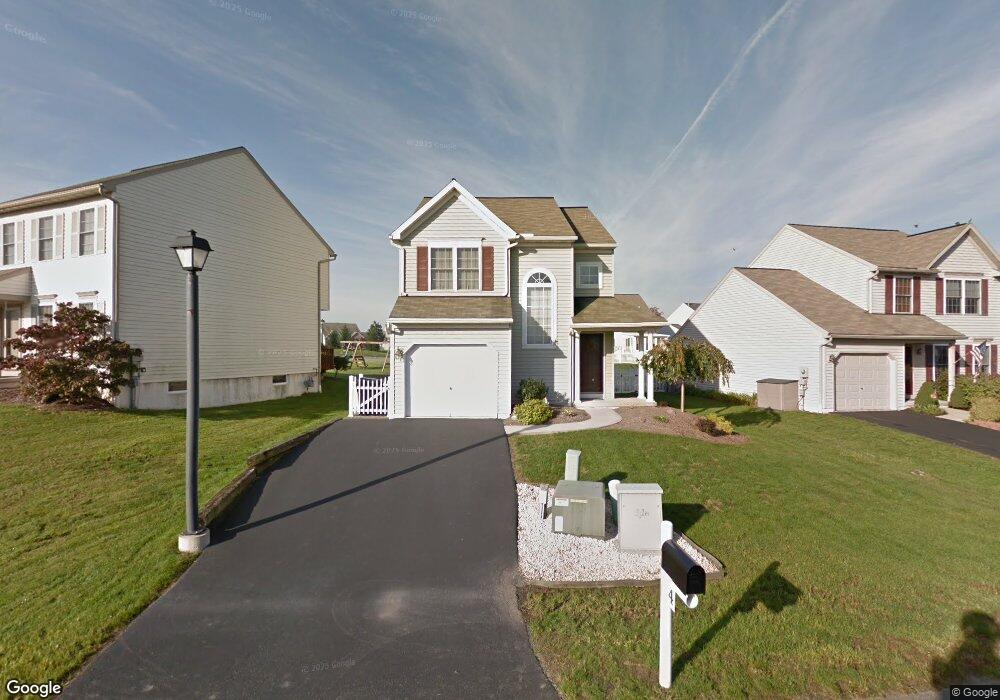 4 Ravine Dr, Reading, PA 19607 - photo 1