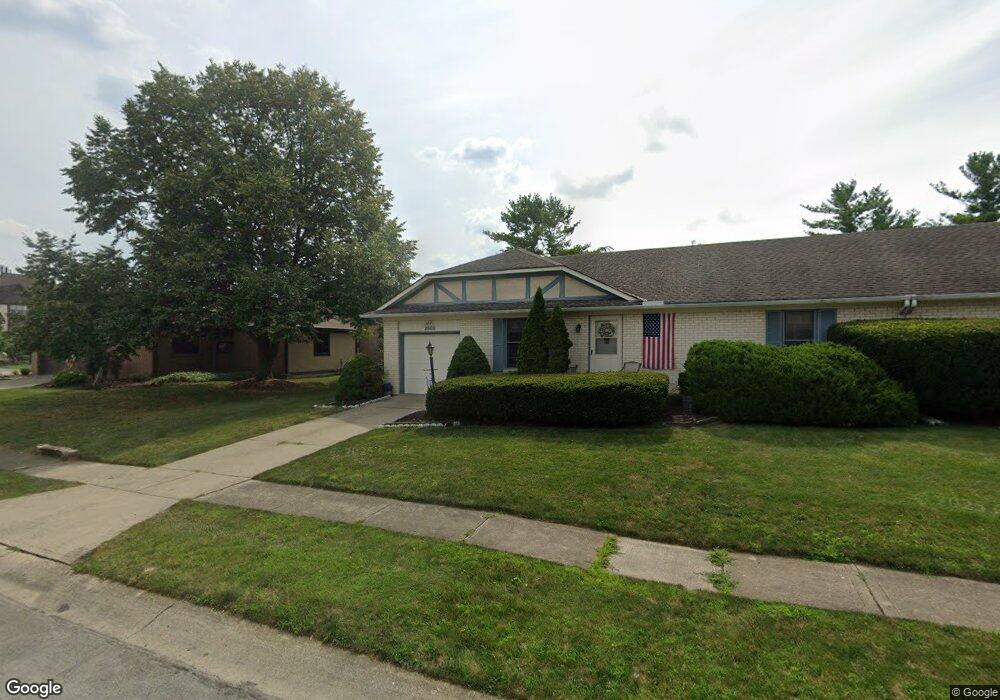 2000 Queensgate Ln, Columbus, OH 43235 - photo 1