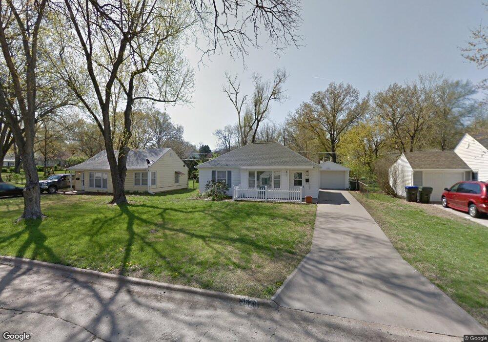 3629 SW Churchill Rd, Topeka, KS 66604 - photo 1