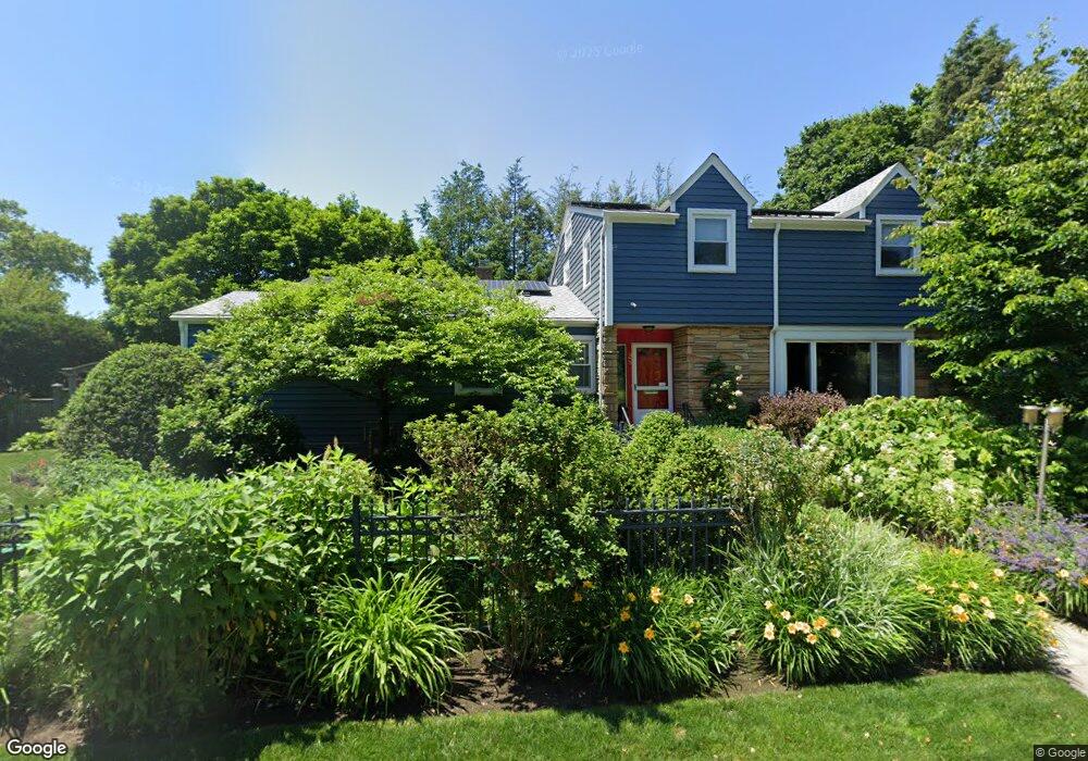 28 Cambria Ct, Pawtucket, RI 02860 - photo 1