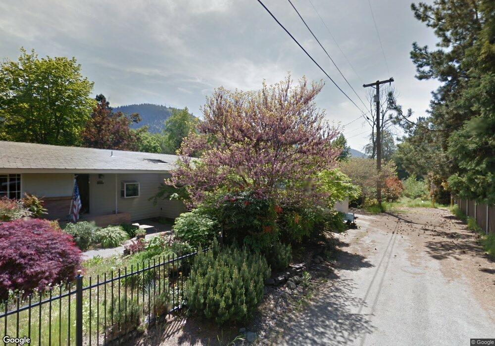 1355 SE Elm Ln, Grants Pass, OR 97526 - photo 1