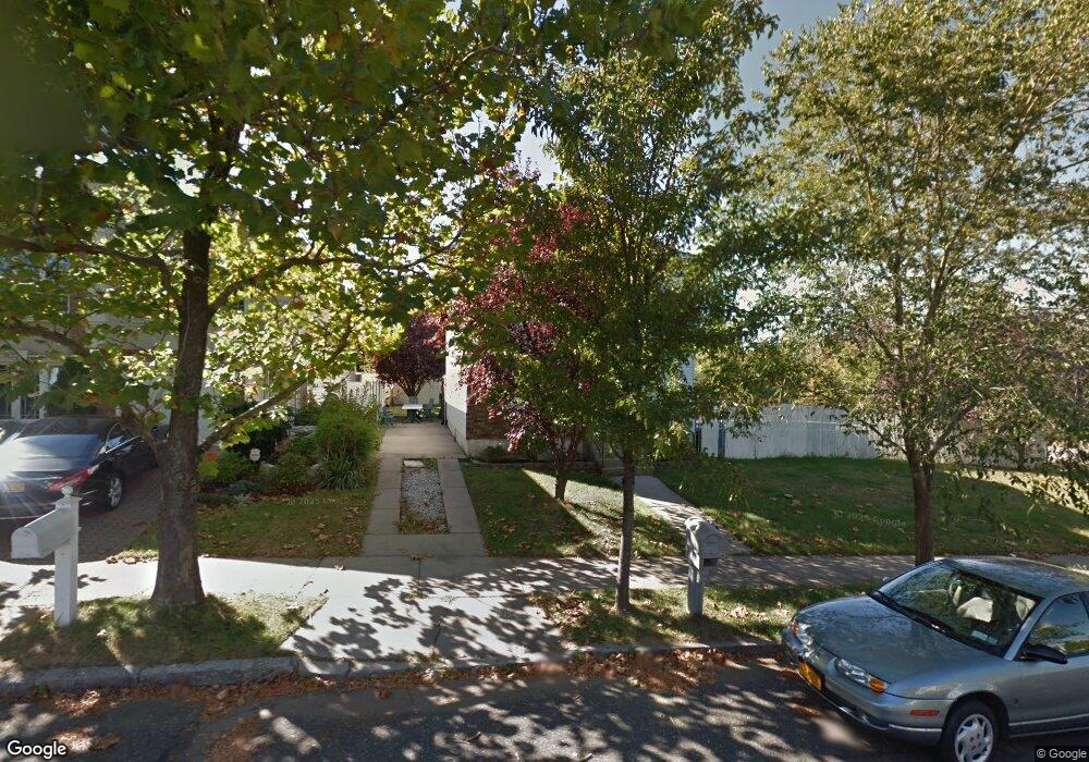 8 Kunath Ave, Staten Island, NY 10309 - photo 1