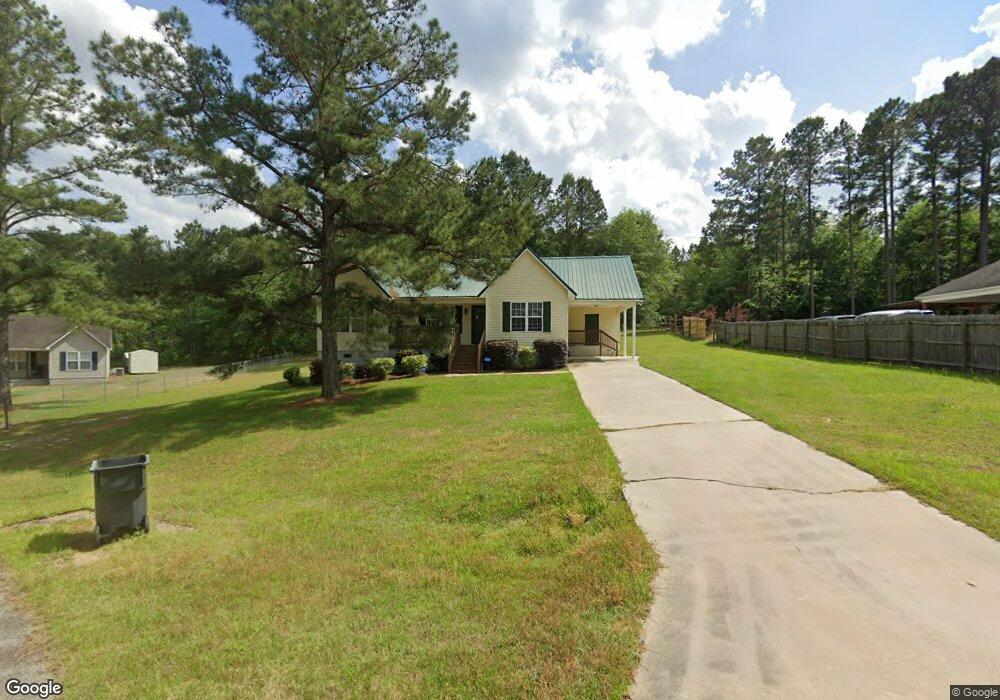 122 Erica's Ct, Fitzgerald, GA 31750 - photo 1