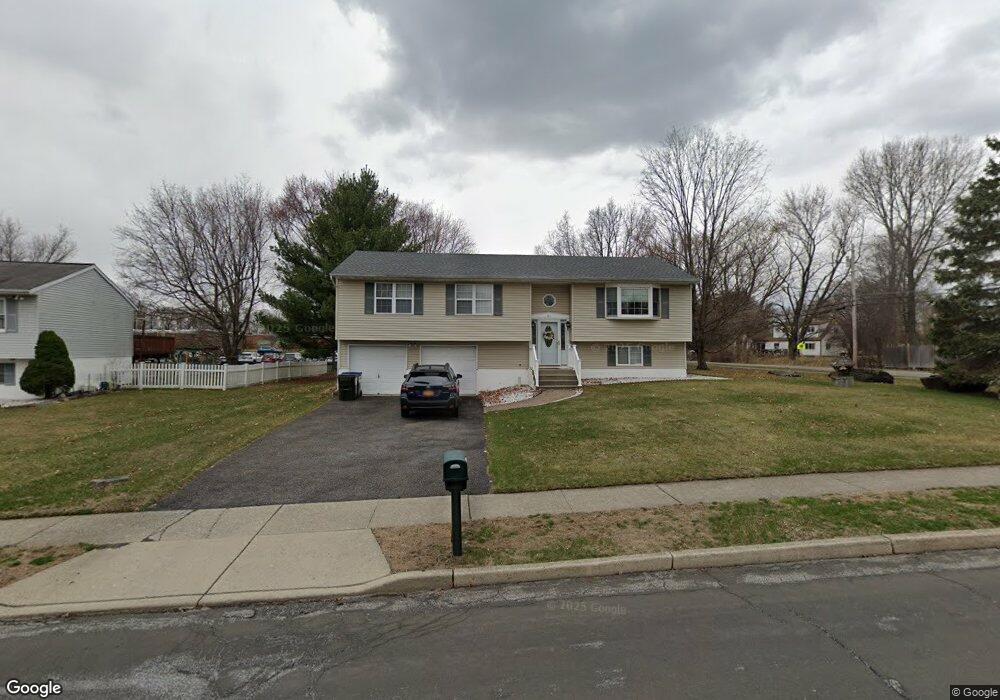 21 Canterbury Cir, Washingtonville, NY 10992 - photo 1